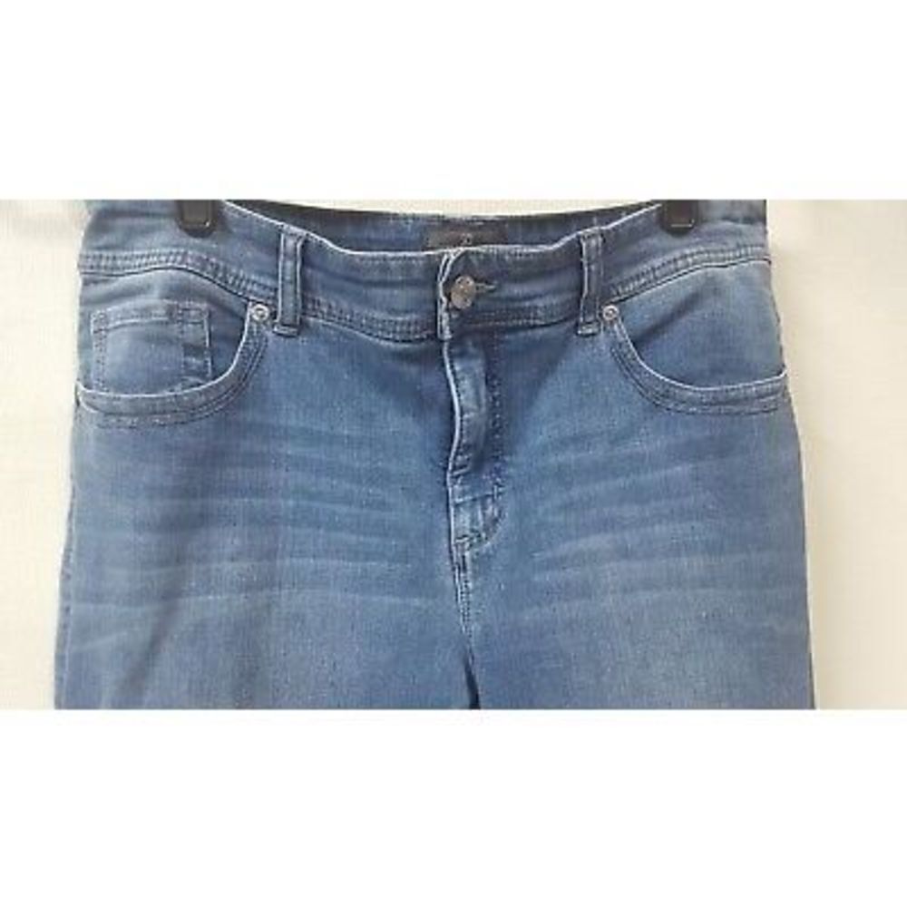 Chicos SO SLIMMING Blue Crop Capri Jeans Size 1 Medium Bedazzled  Pockets - Picture 3 of 6